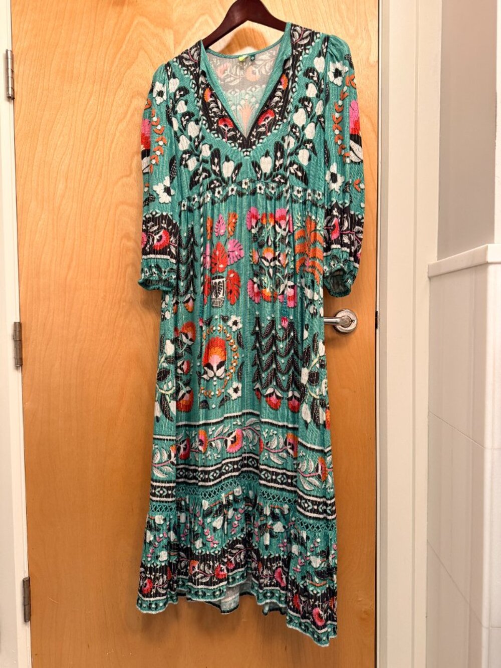 FARM Rio midi dress - Picture 2 of 16
